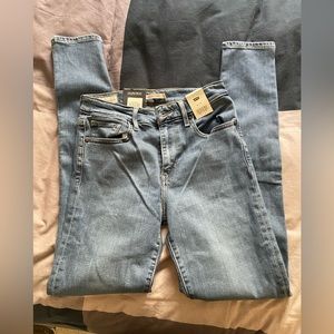 Levi’s High rise skinny